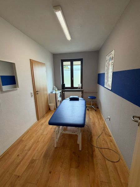 files/zentrumfiles/Physioraum_blau.jpg